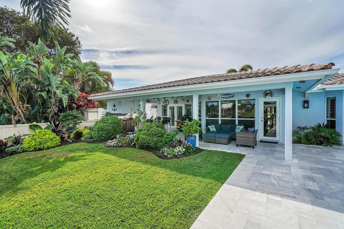 Photo of 340 SE 5th Avenue