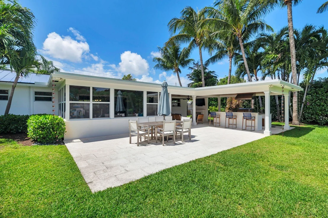 Photo of 7226 Pine Tree Lane