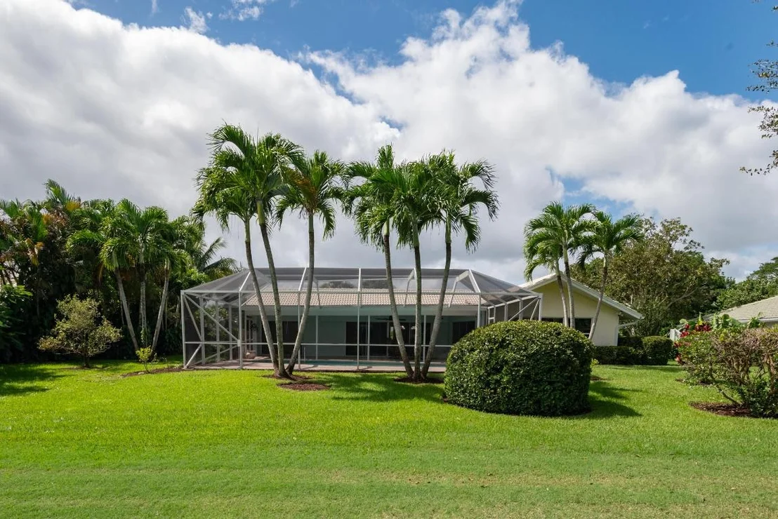 Photo of 2811 SE Fairway W