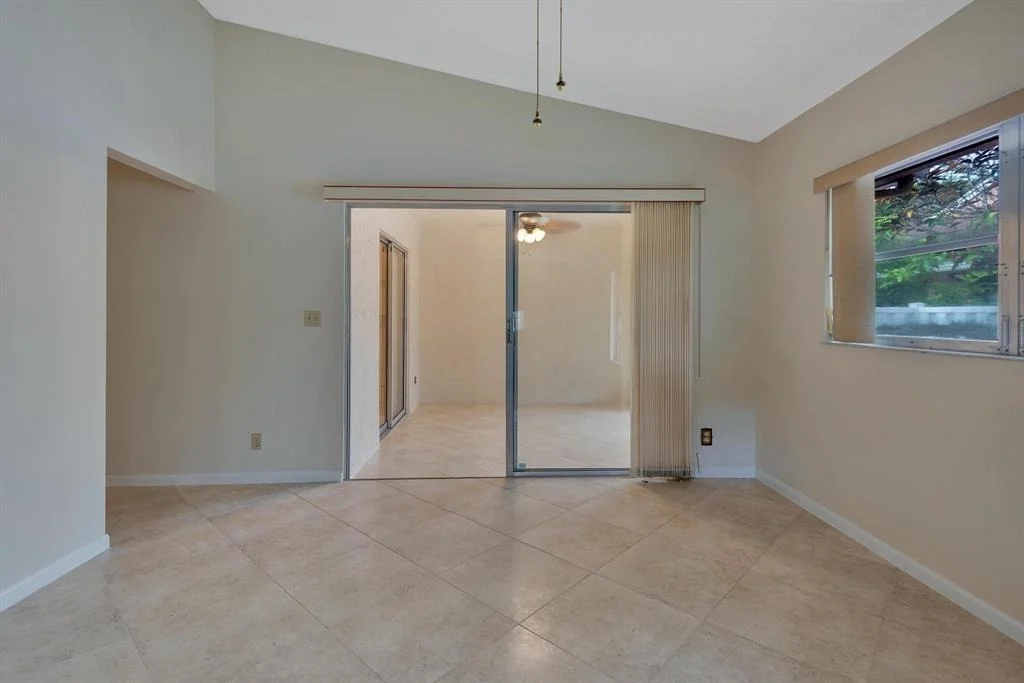 Photo of 8230 Springtree Road
