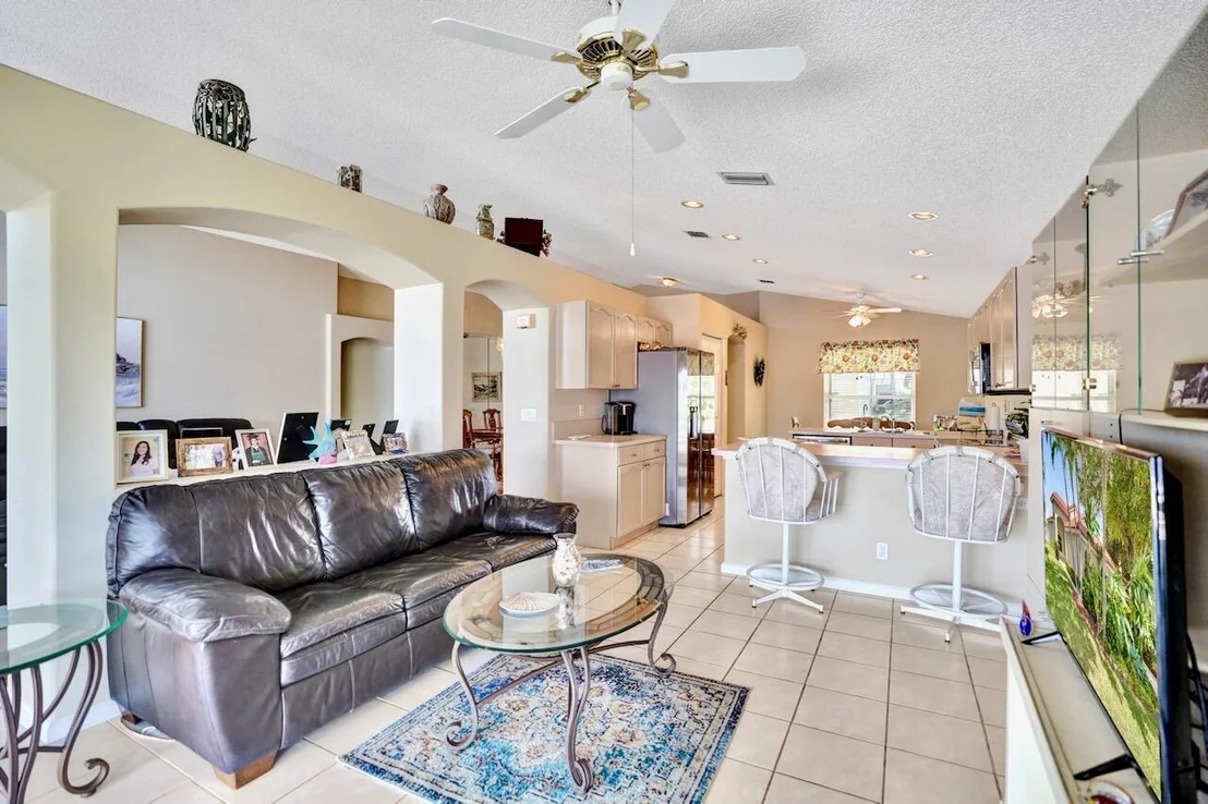 Photo of 5886 Las Colinas Circle