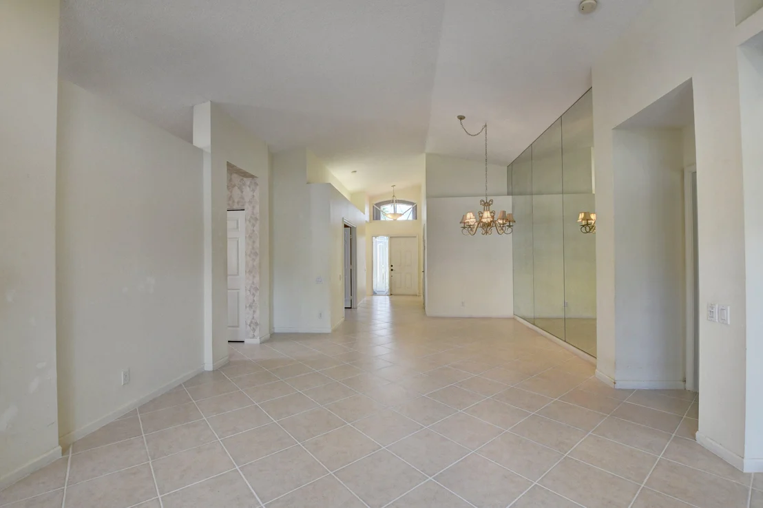 Photo of 7225 Haviland Circle