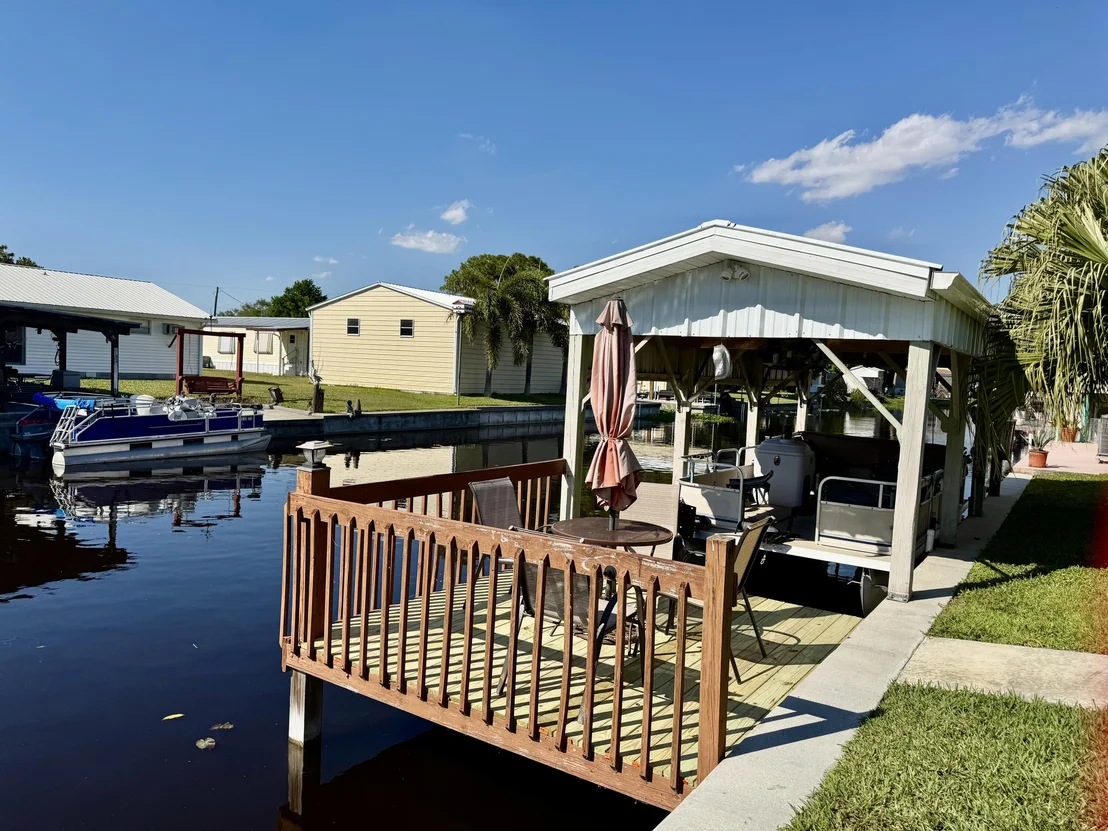 Photo of 1183 Canal Way