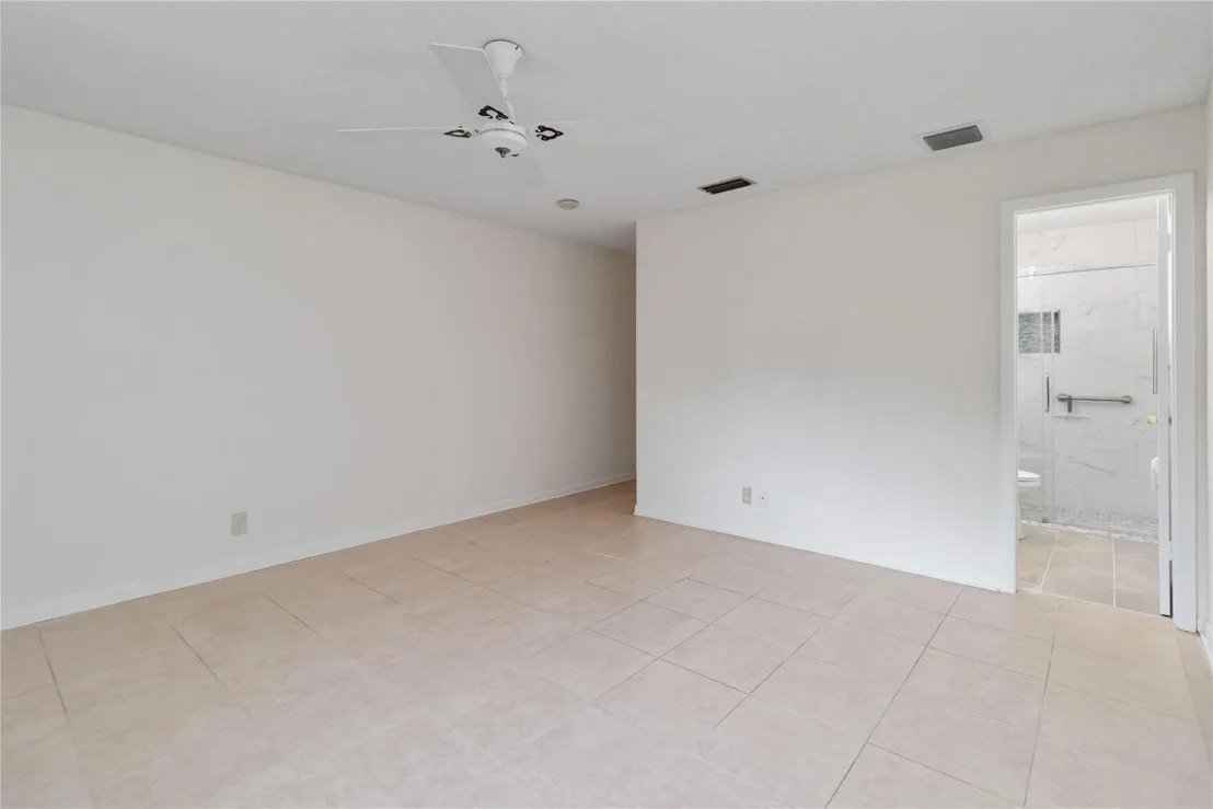 Photo of 735 NW 73rd Terrace