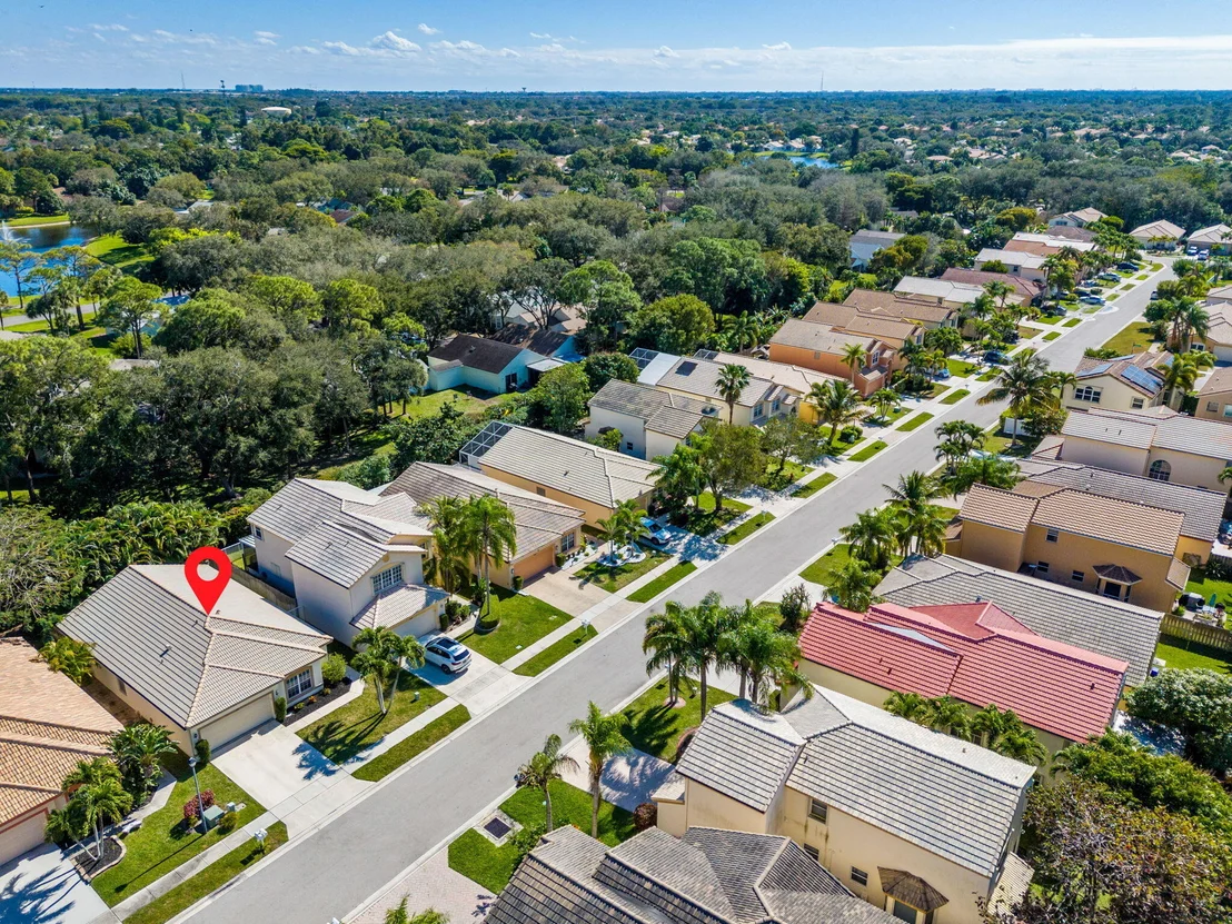 Photo of 7616 Colony Palm Drive