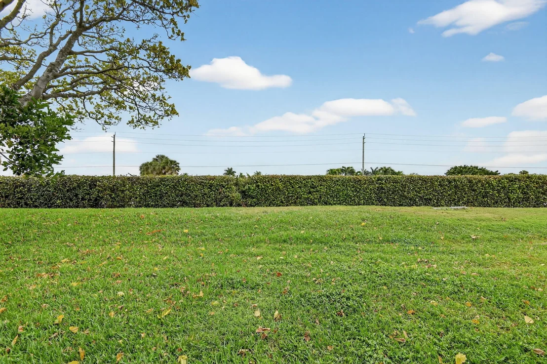 Photo of 6121 Bay Isles Drive