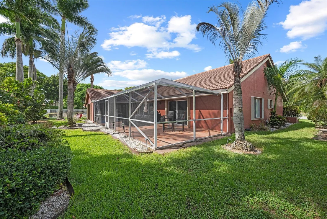 Photo of 6572 Brookhurst Circle