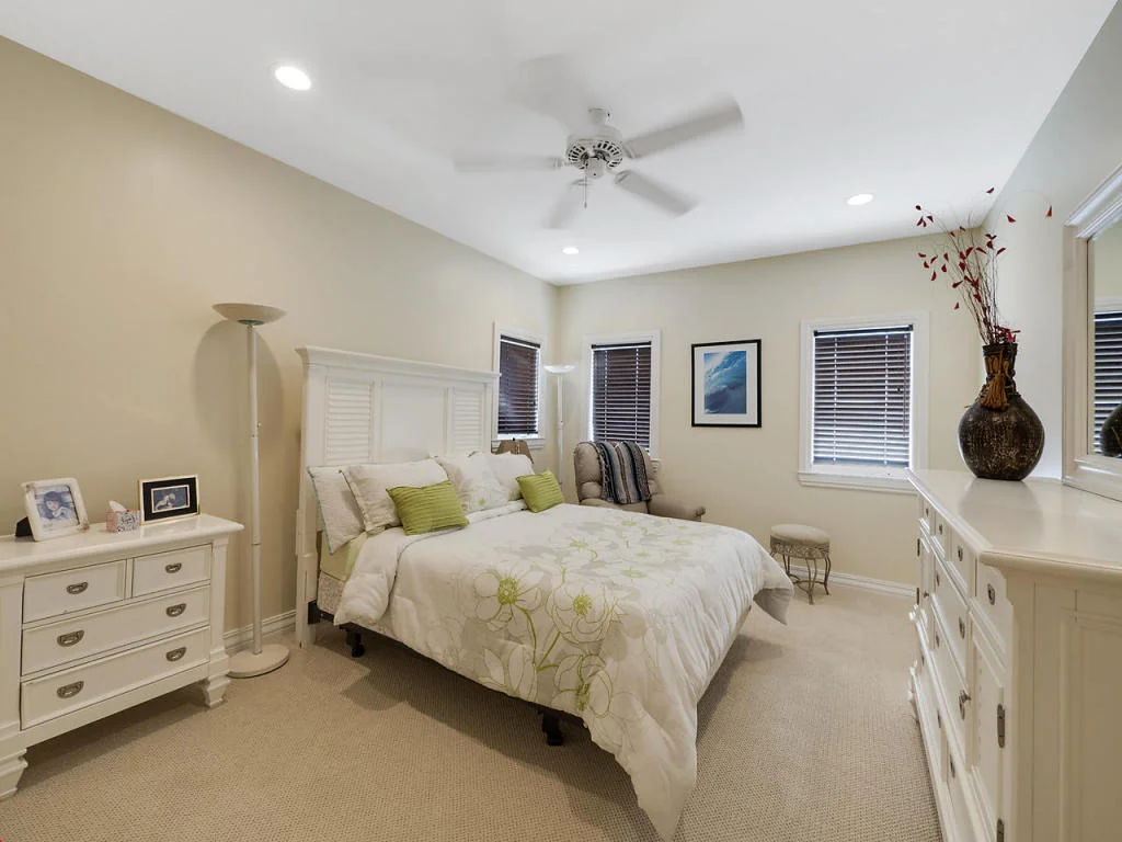 Photo of 939 Jasmine Drive