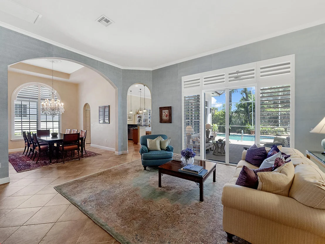 Photo of 445 Pine Tree Court