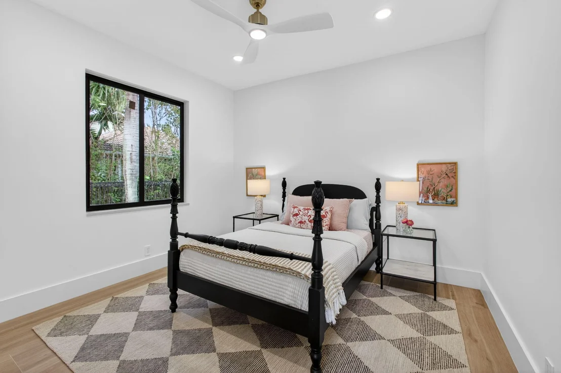Photo of 2725 Seneca Circle