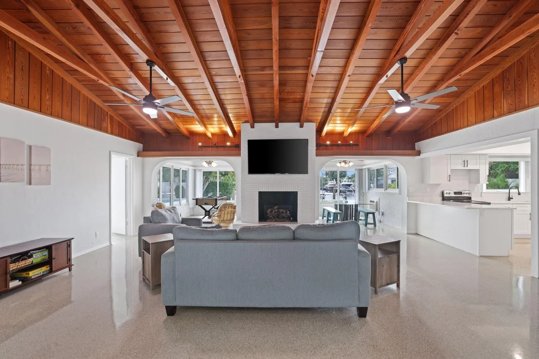 Photo of 2301 N Ocean Boulevard