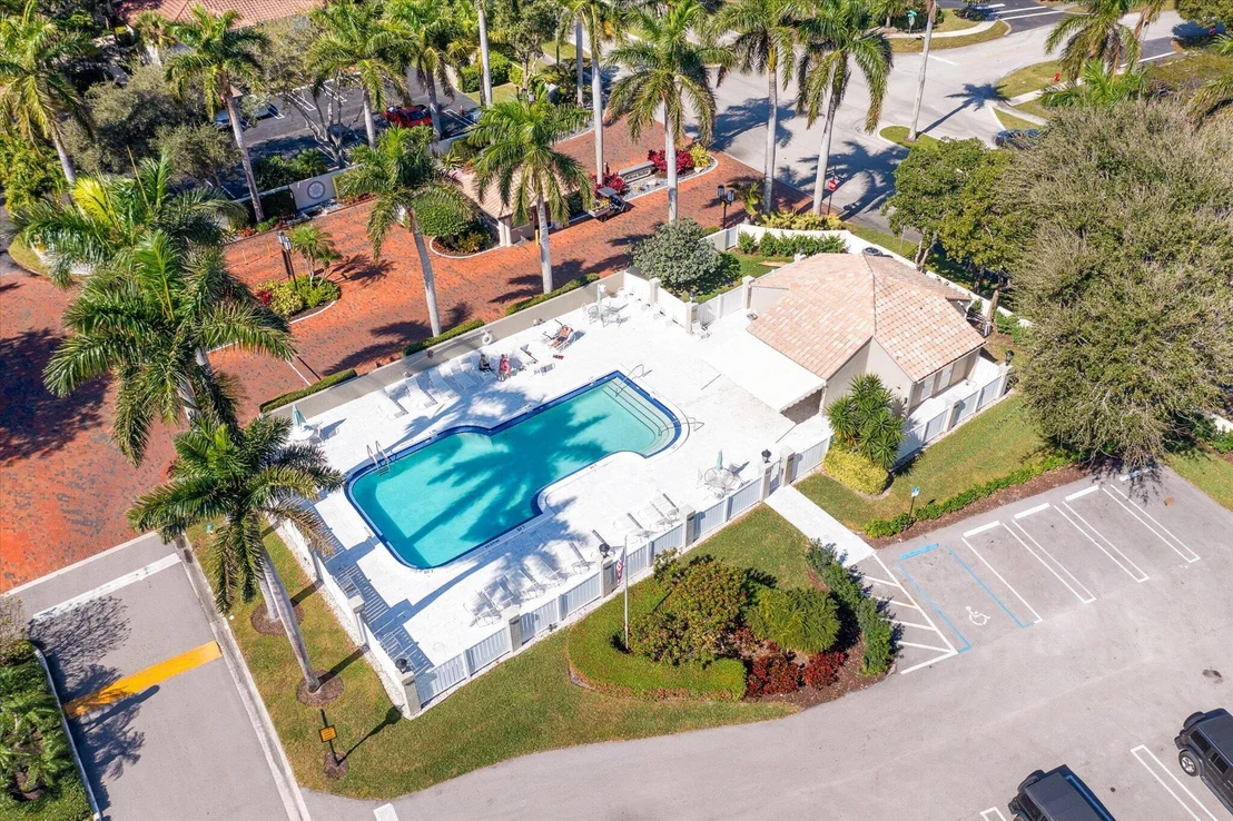 Photo of 571 Pelican Way