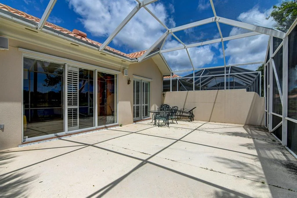 Photo of 2065 Valencia Drive