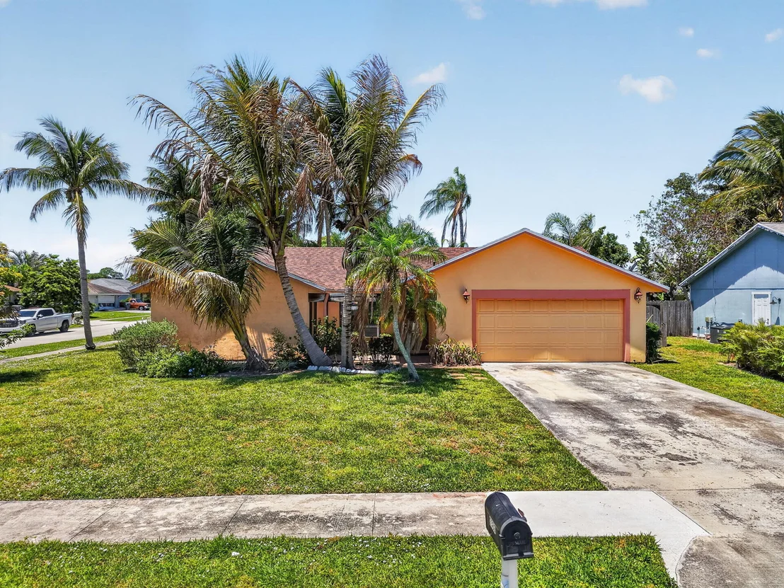 Photo of 9389 Longmeadow Circle