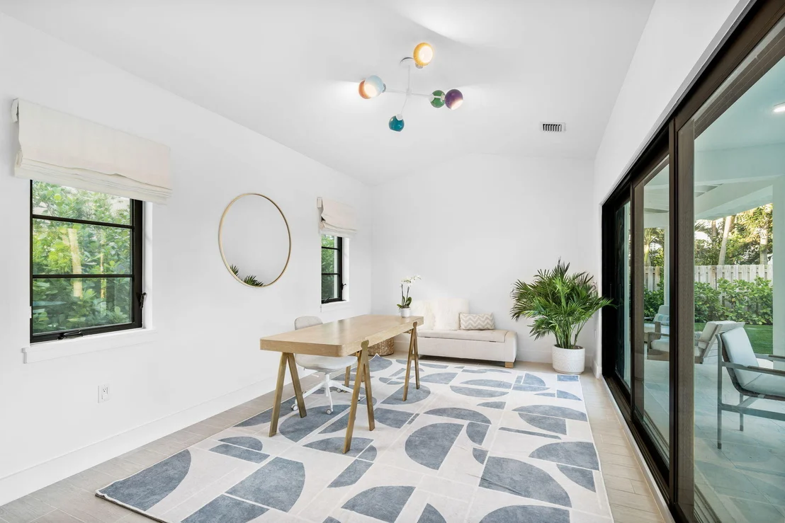 Photo of 226 Cove Place