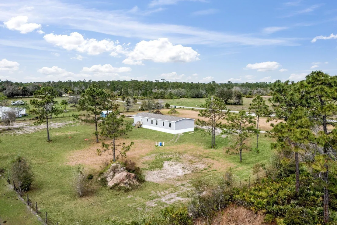 Photo of 2420 NW 344th Street