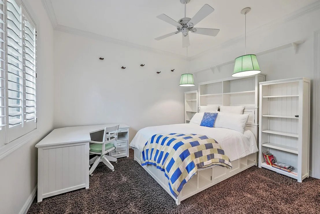 Photo of 4205 SE Centerboard Lane