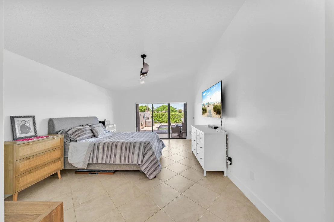 Photo of 10255 Sunset Bend Drive