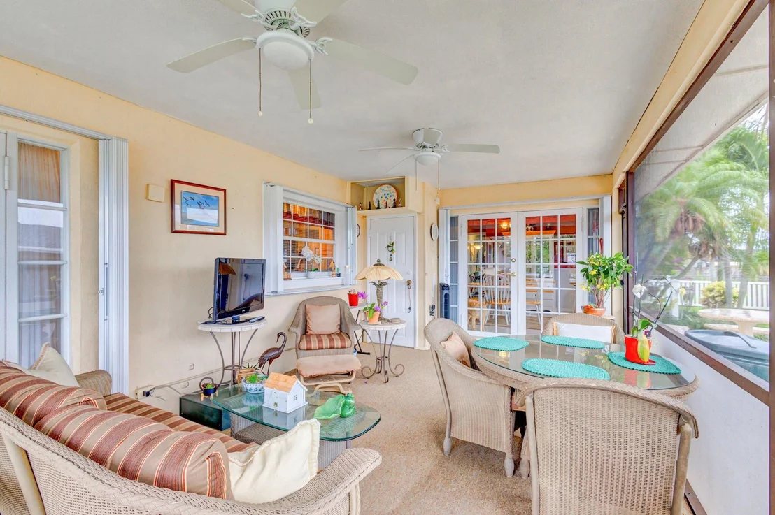 Photo of 86 W Coconut Drive
