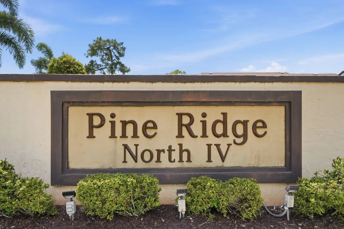 Photo of Unit F at 809 Sky Pine Way