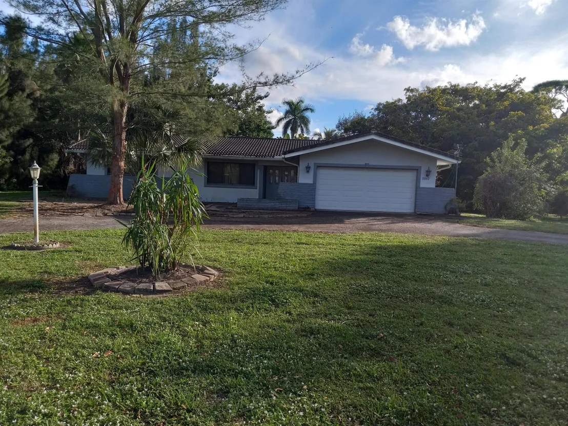 Photo of 3892 Frances Drive