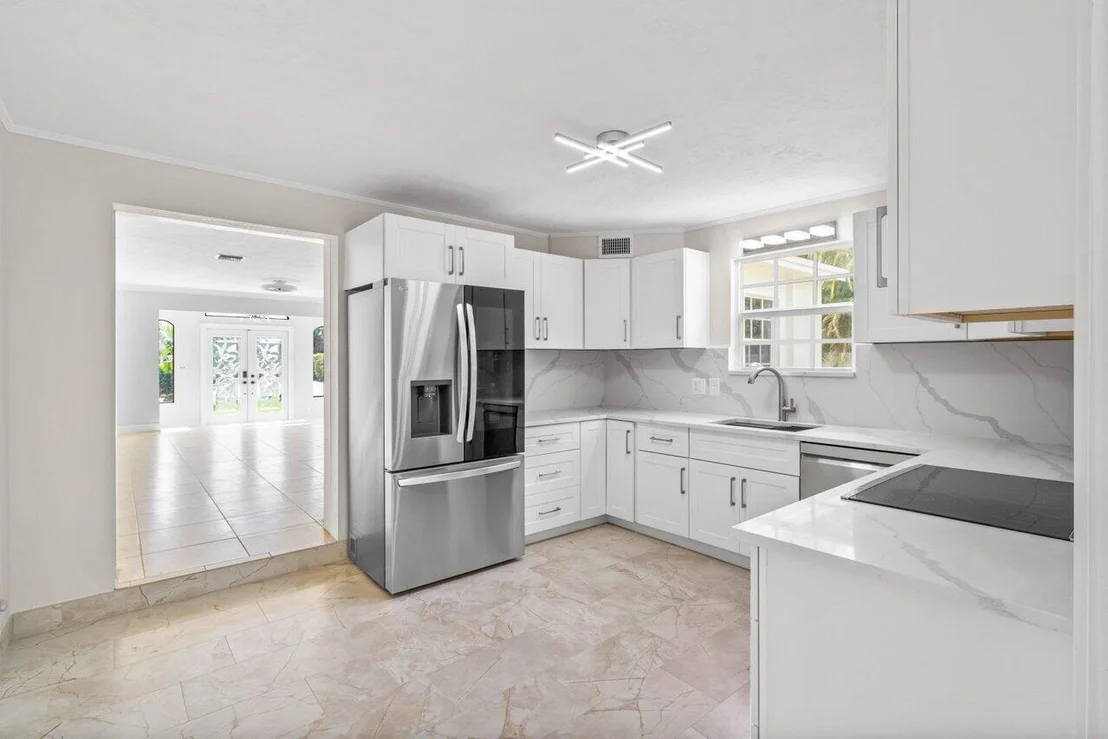 Photo of 311 Gulfstream Drive