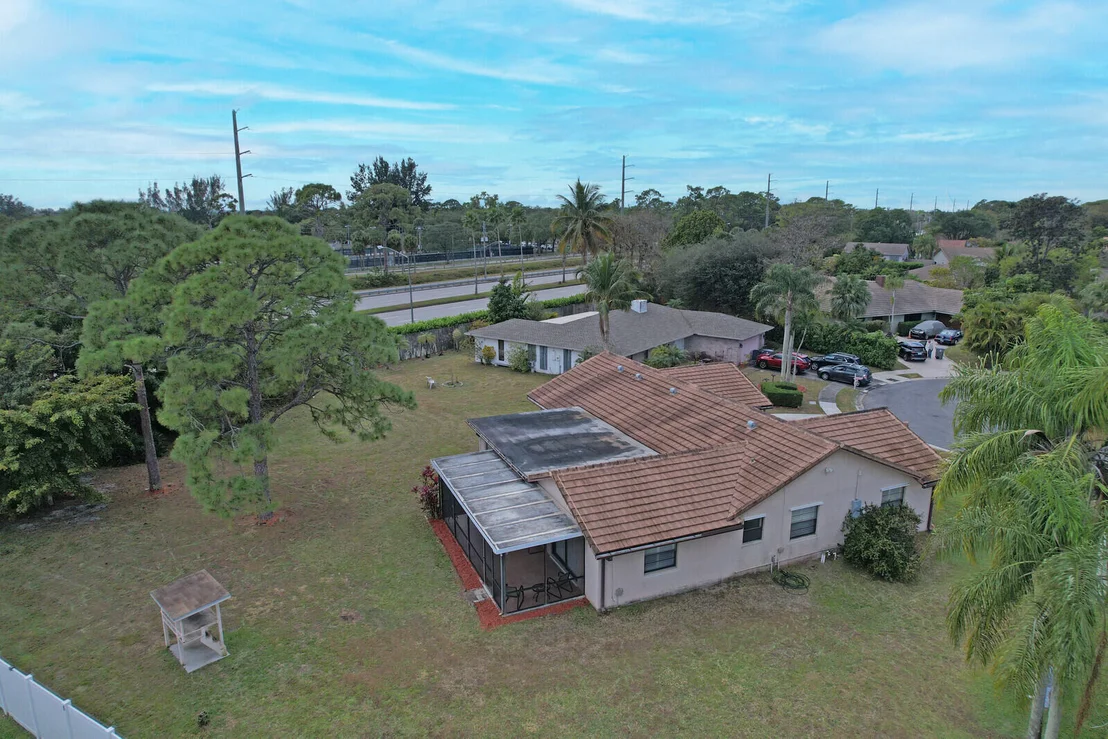 Photo of 21946 White Pine Terrace