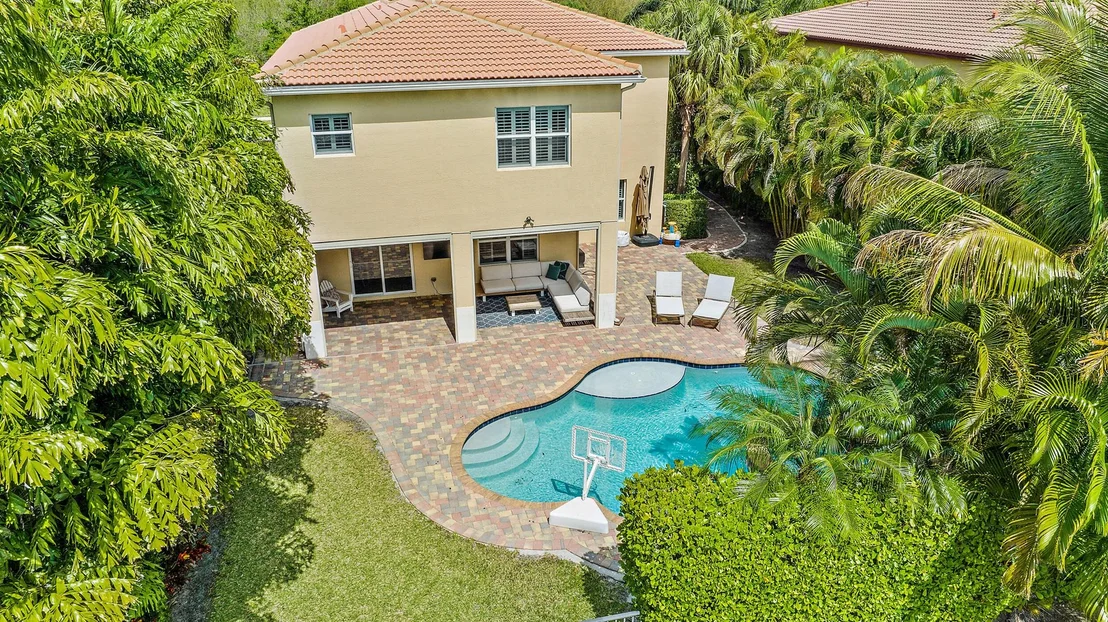 Photo of 110 Crab Cay Way
