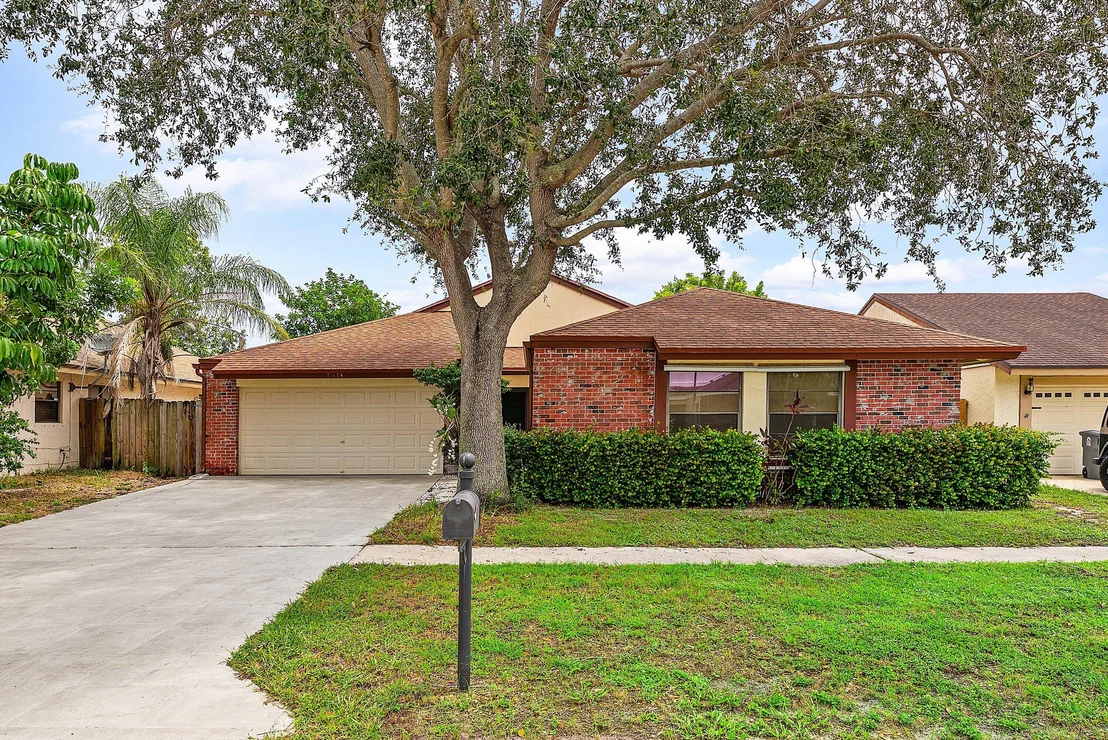 Photo of 21423 Summertrace Circle