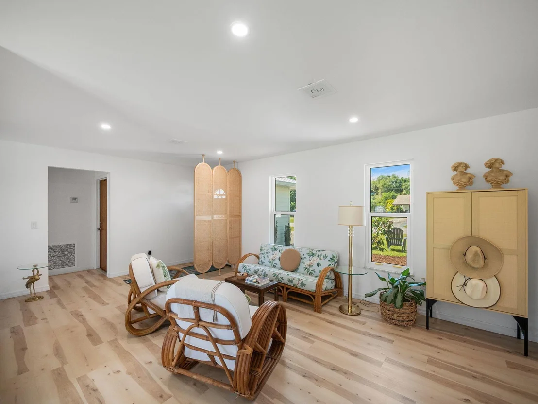 Photo of 6100 Seagrape Drive
