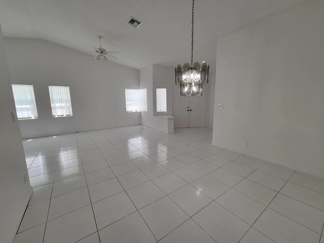 Photo of 10845 Palm Spring Drive