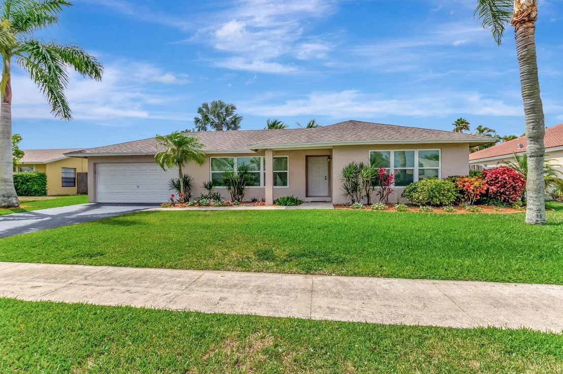 Photo of 11390 Chipmunk Drive