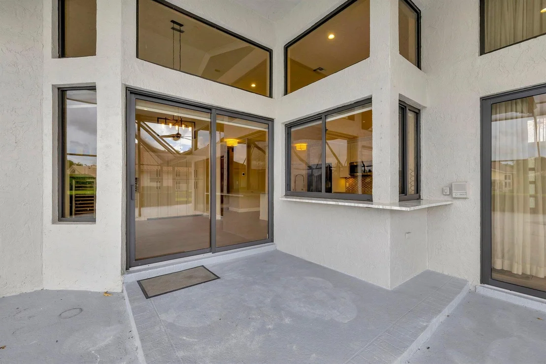 Photo of 4875 Hunters Way