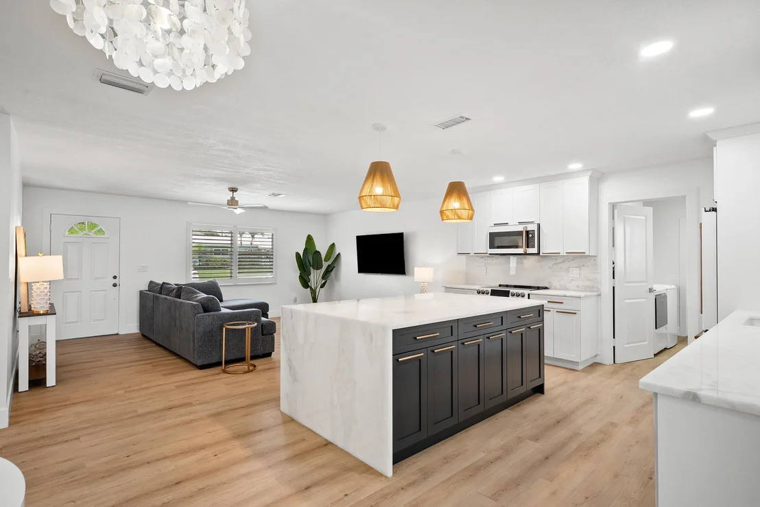Photo of 4729 SE Bayshore Terrace