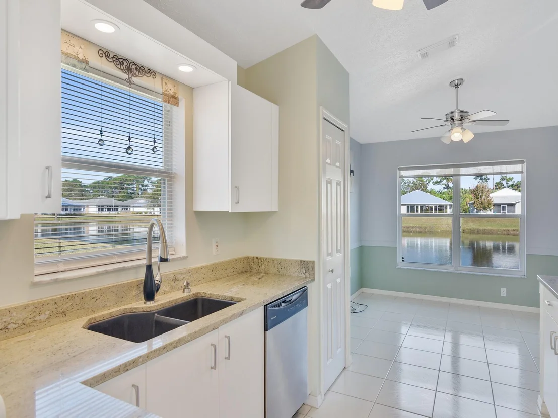 Photo of 6713 Gaviota