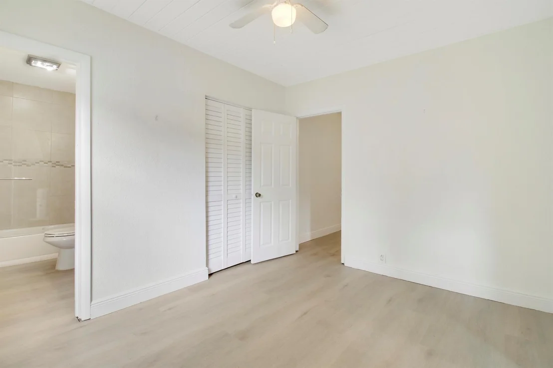 Photo of 848 Upland Road