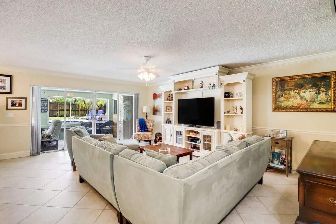 Photo of 7558 Briar Cliff Circle