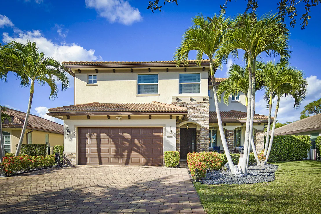 Photo of 7131 Limestone Cay Road