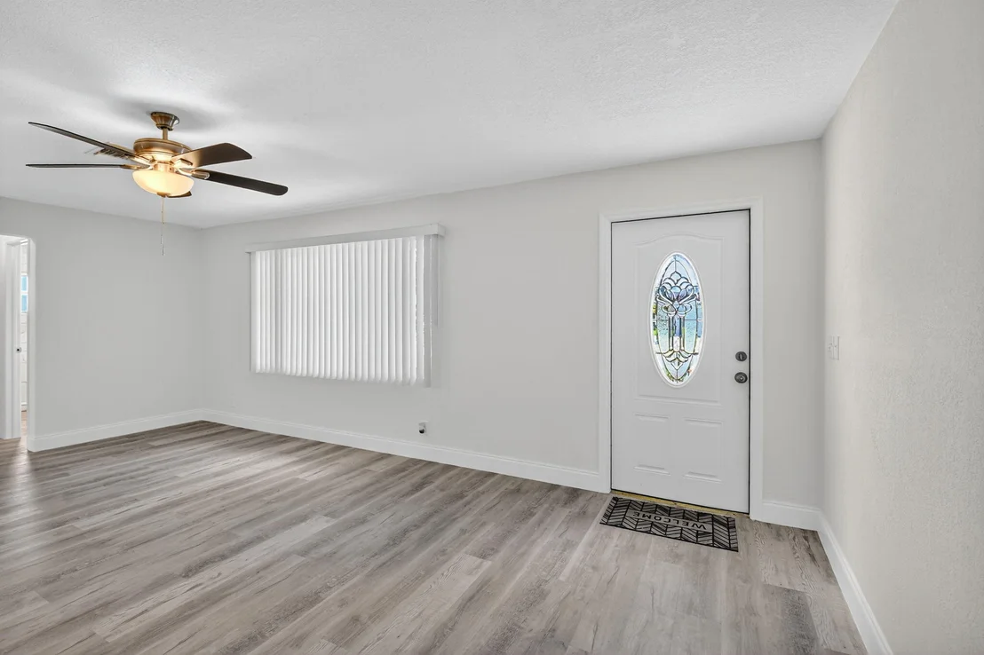 Photo of 6105 Dusenburg Road