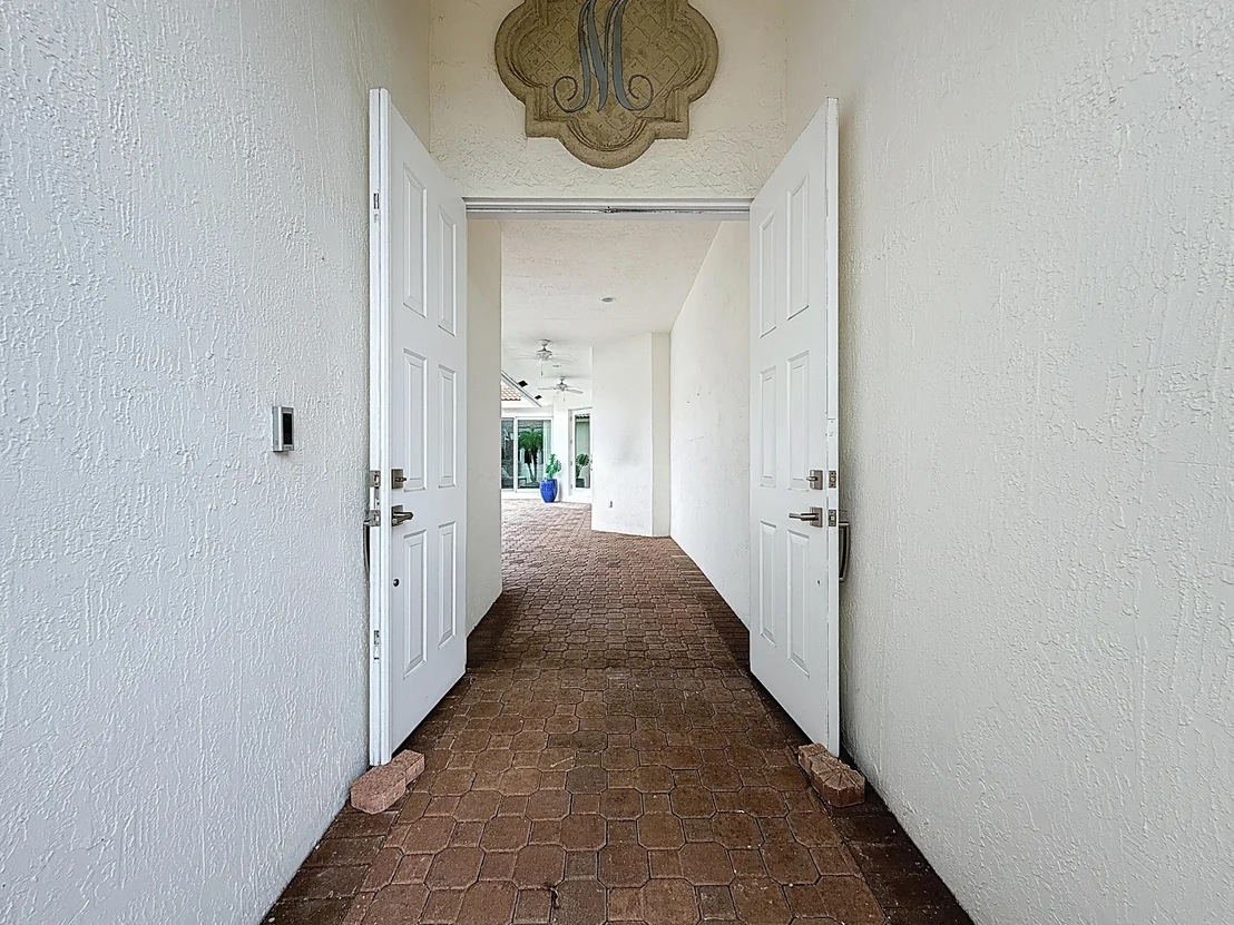 Photo of 7121 NW Turtle Walk