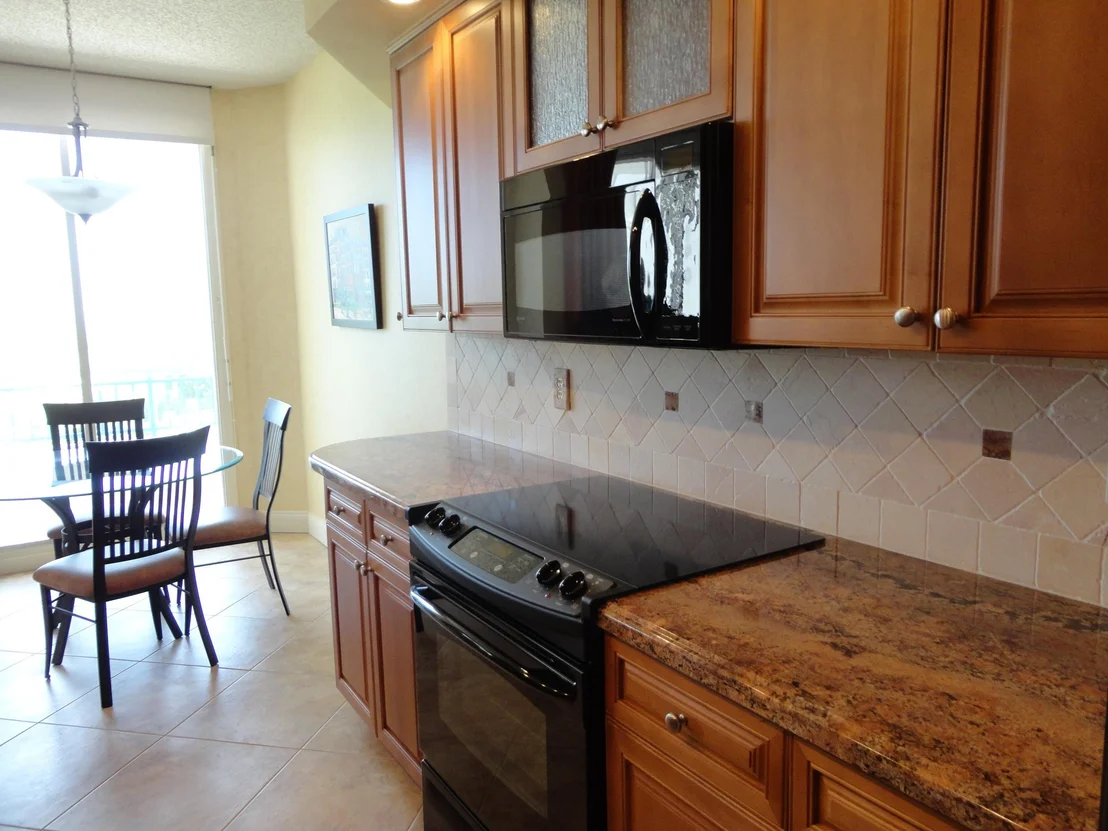 Photo of Unit 205 at 2000 S A1a