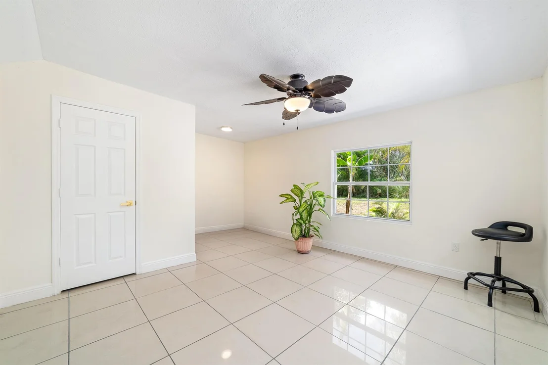 Photo of 166 Kildare Drive