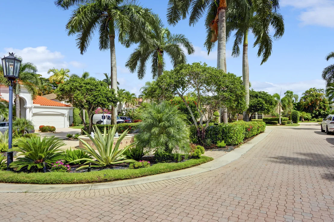 Photo of 6553 Somerset Circle