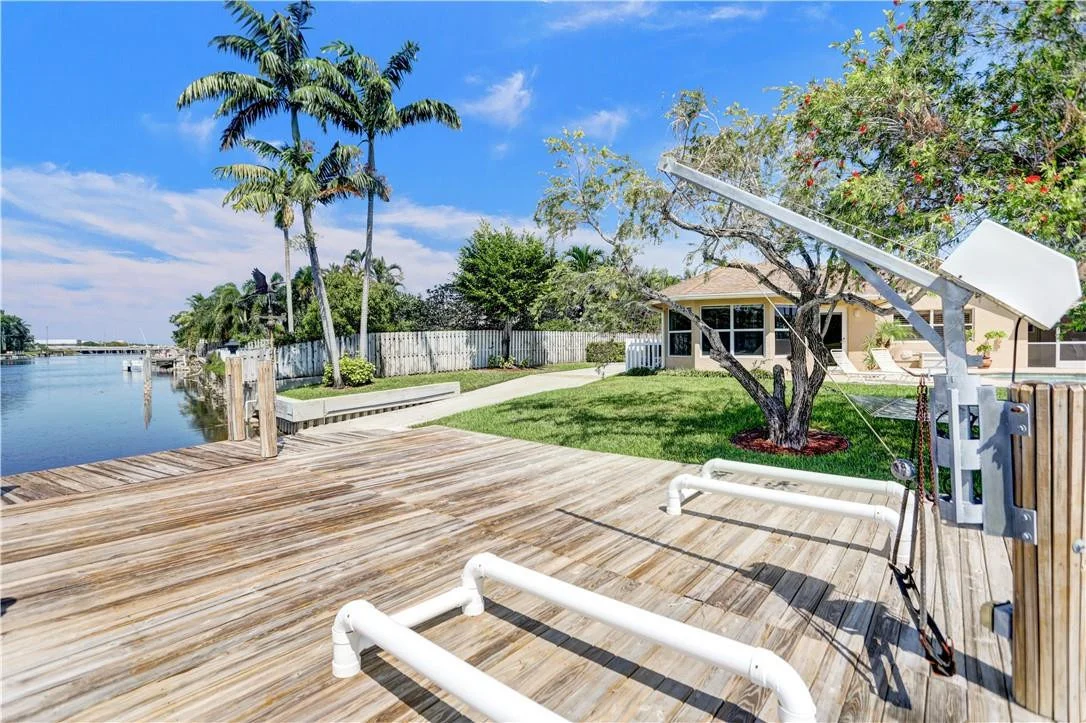 Photo of 1300 Cormorant Road