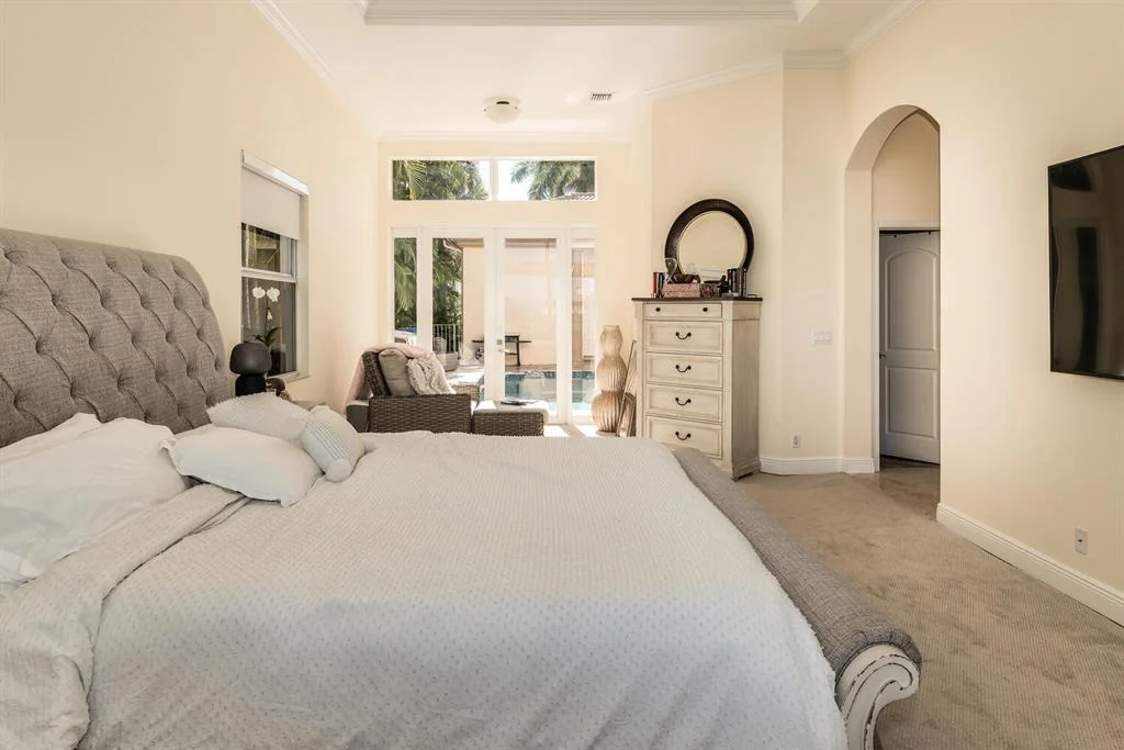 Photo of 8849 Valhalla Drive