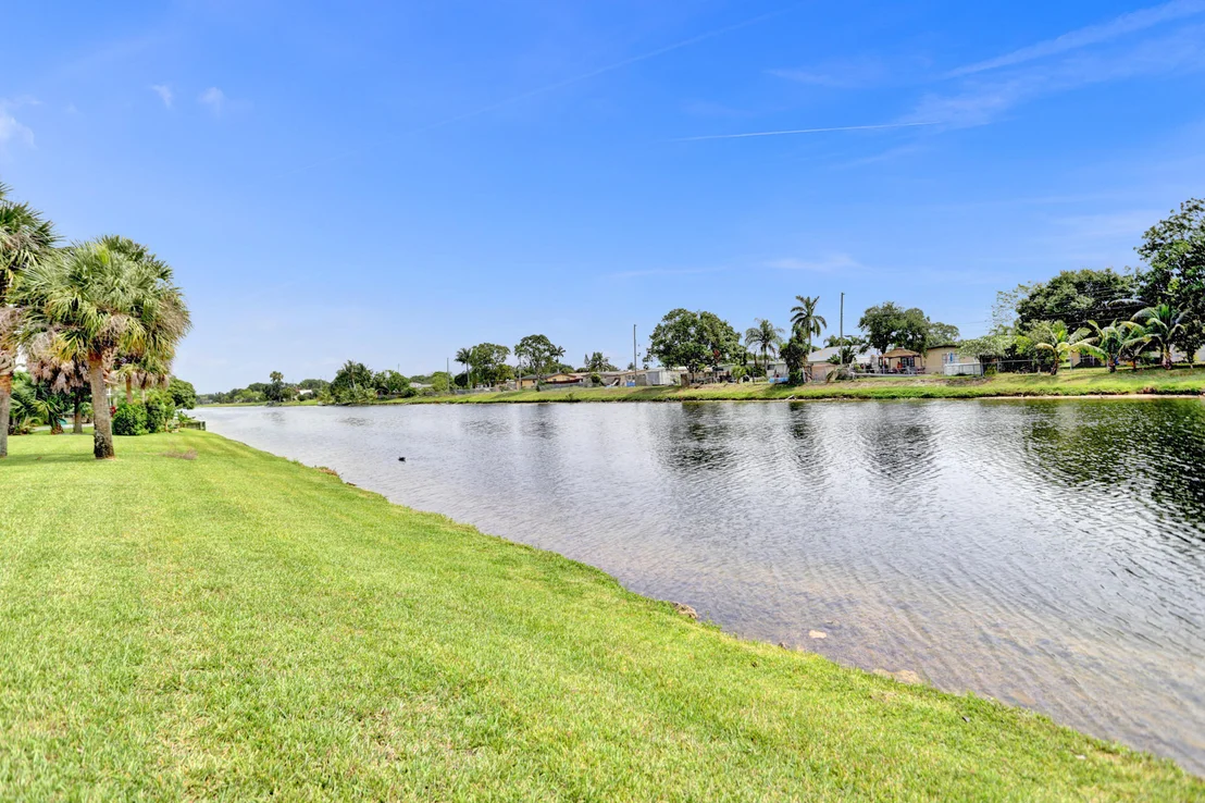 Photo of 190 Cypress Trace