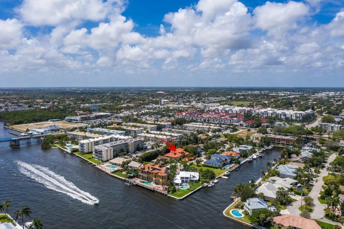 Photo of 648 Riviera Drive