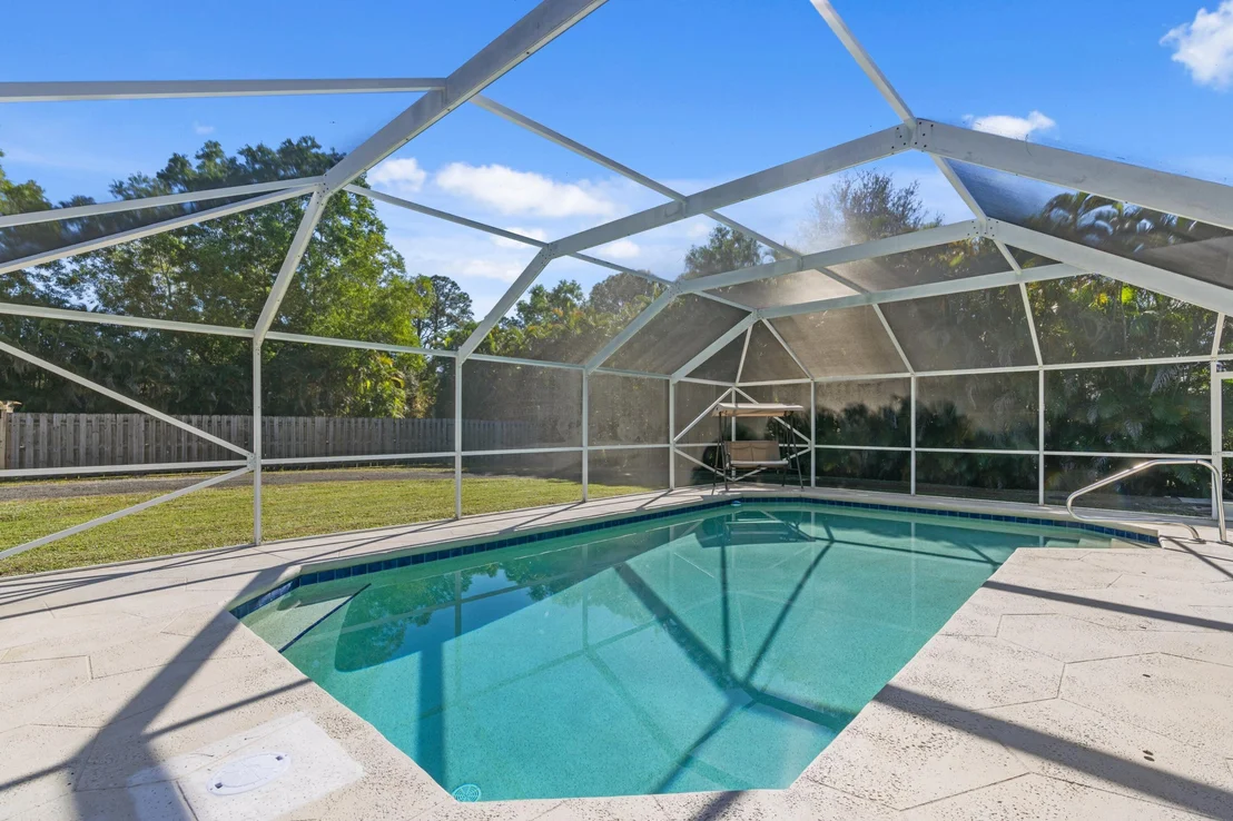 Photo of 17392 Mellen Lane