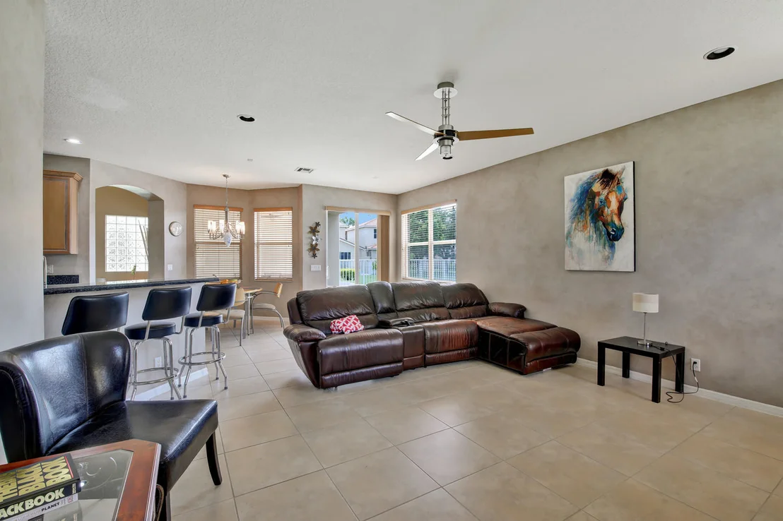 Photo of 8102 Viale Matera