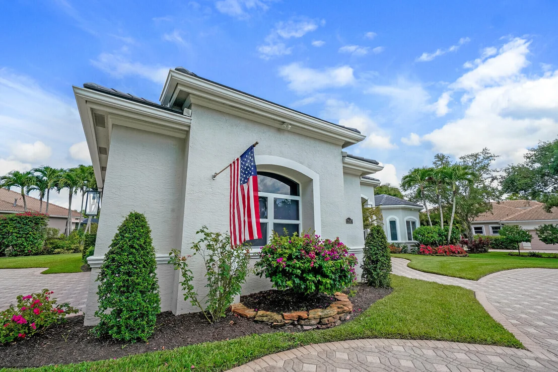 Photo of 17247 Gulf Pine Circle